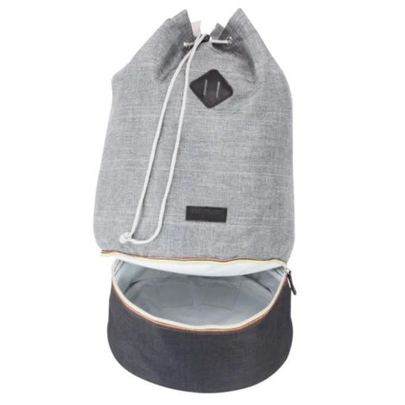 Fitkicks Throwback Backpack Daypack Bag Grey Black Travel Storage Compartment - Picture 2 of 12